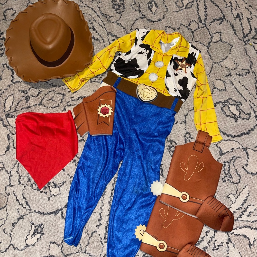 Disney’s “Woody” Halloween Costume. Size 3/4T